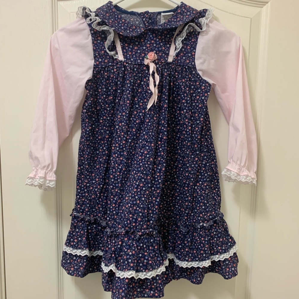 Little girl vintage dress